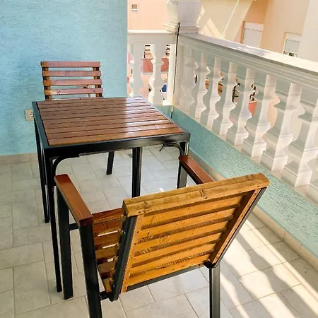 Abedini 3* Sarandë