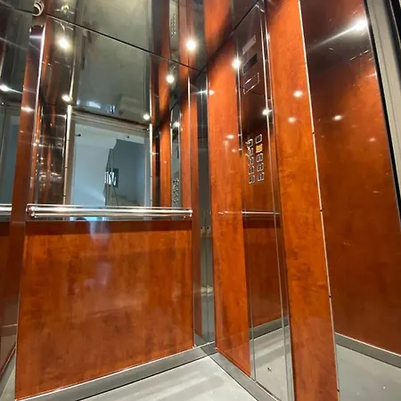 Abedini 3* Sarandë